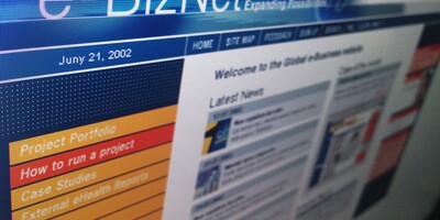 Nov-EbizNet_Intranet_Shot_01